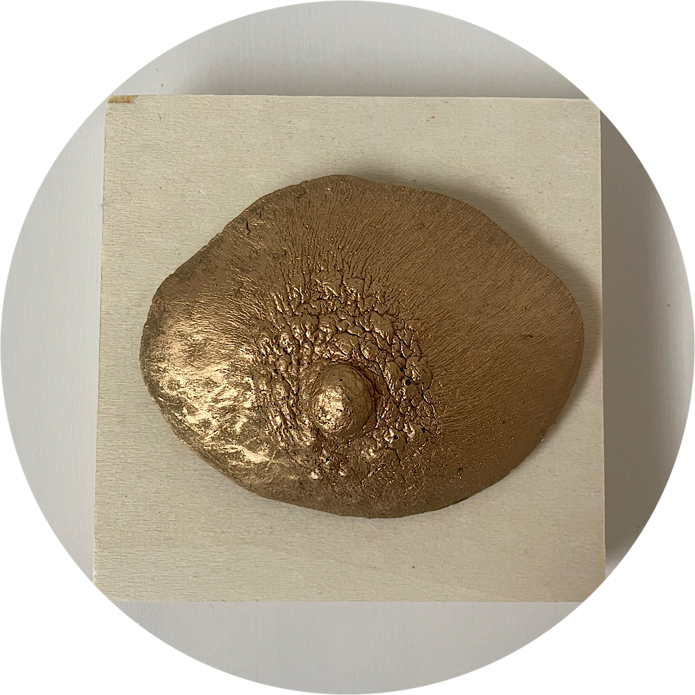 Borstbordje goud